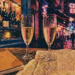 Où sortir à Reims le soir : champagne dans un bar
